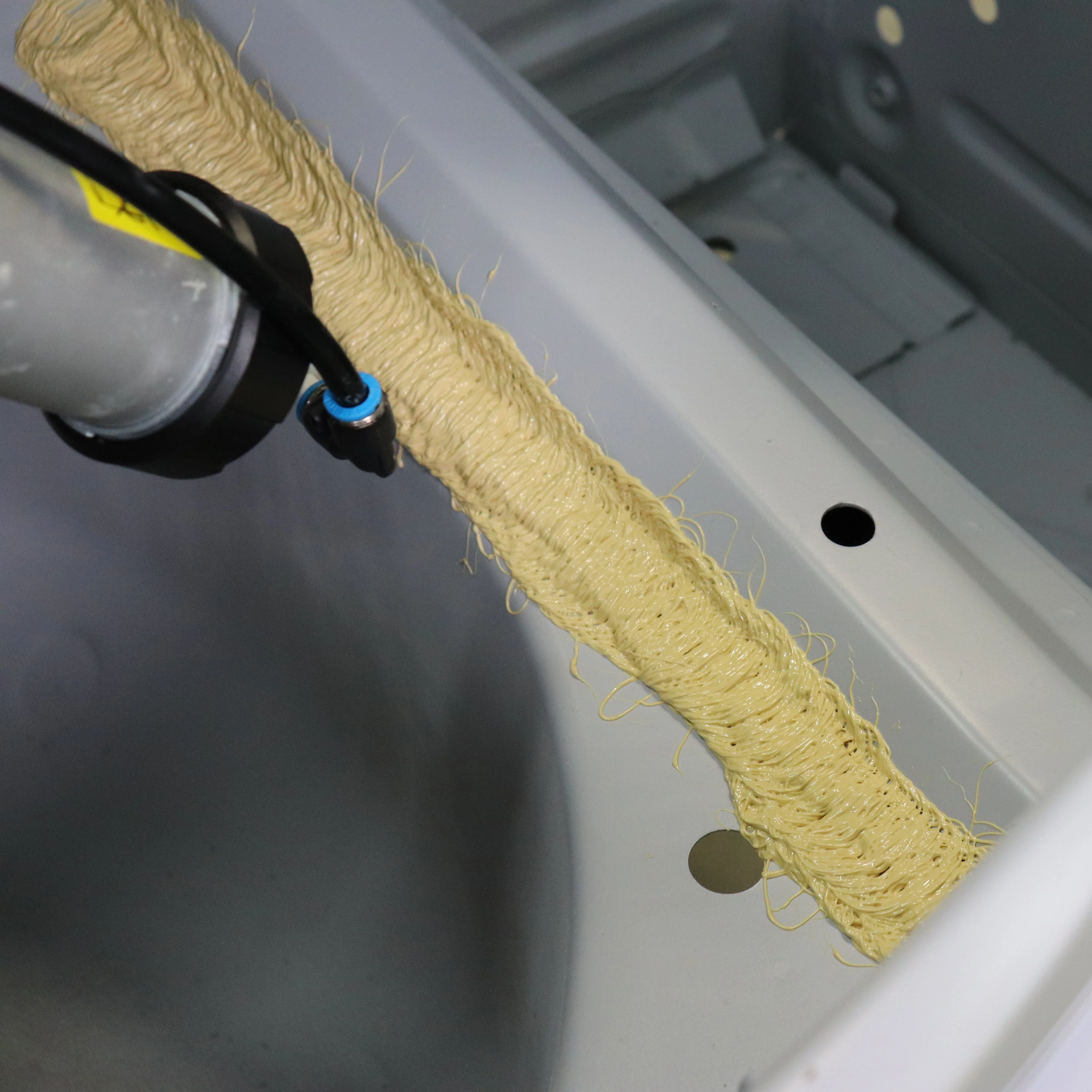 3M 50740 Multi-Purpose Seam Sealer (Beige, 310ml) - Image 3