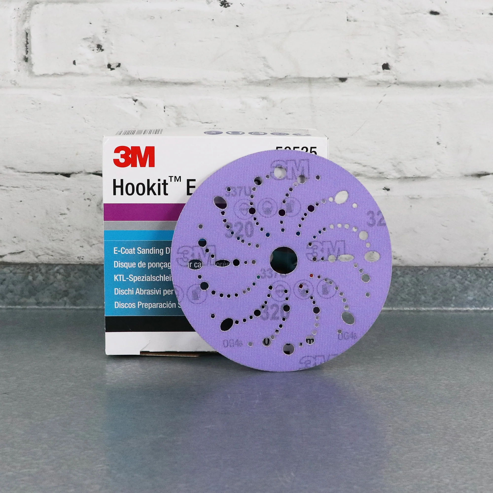 3M 320 Grit E-Coat Disc, 150mm (Box of 50) - Image 2