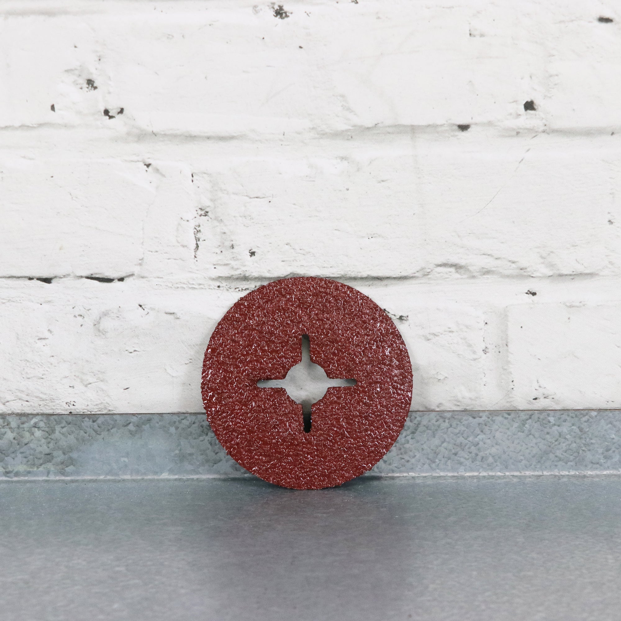 3M Slotted Fibre Disc P36 (Pack of 25) - Image 2