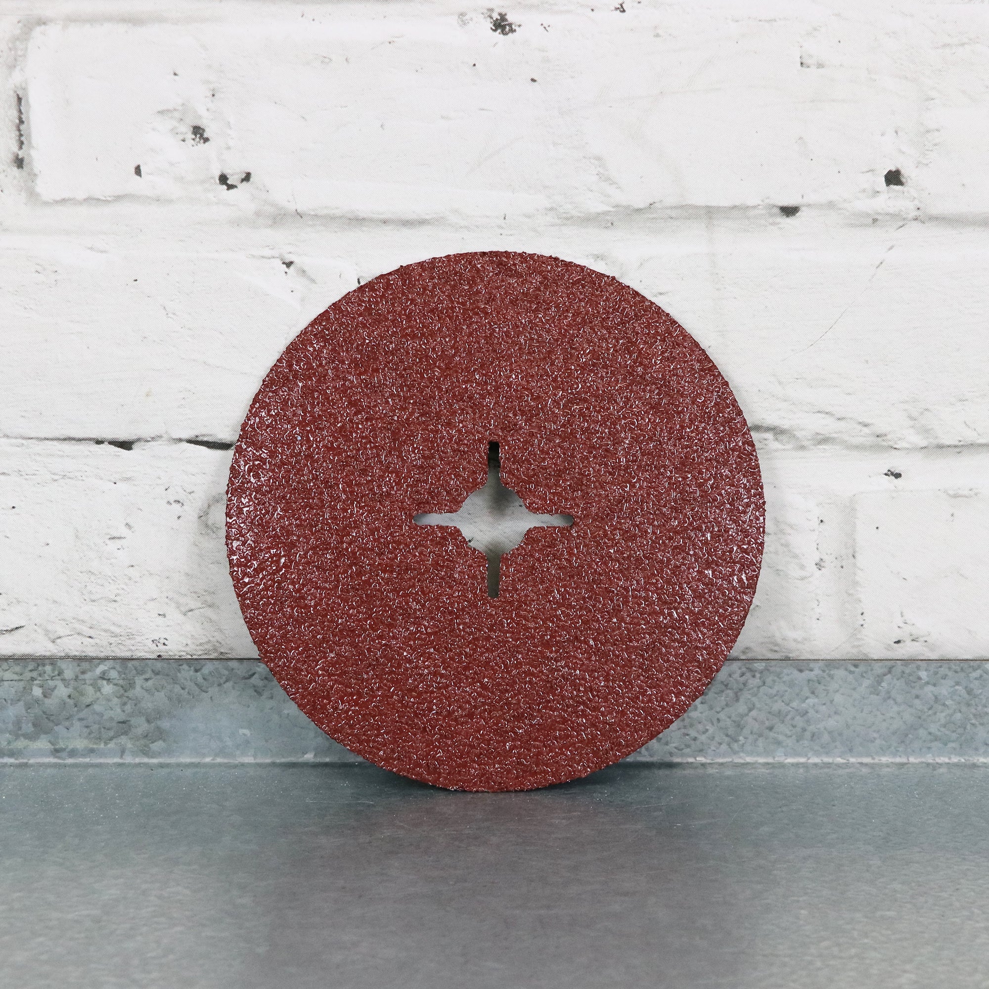 3M Slotted Fibre Disc P36 (Pack of 25) - Image 3