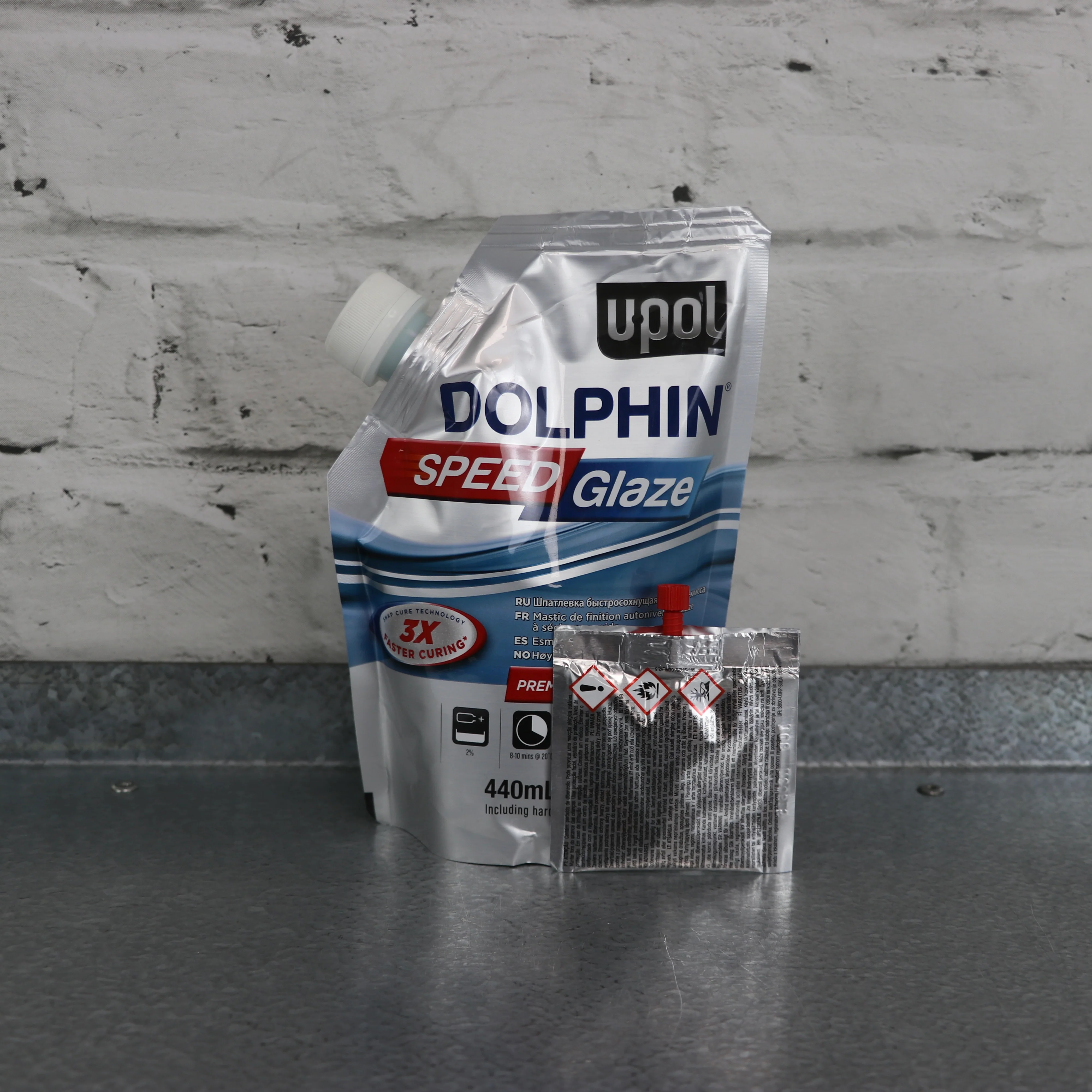U-Pol Dolphin Speed Glaze Filler (440ml) - Image 2