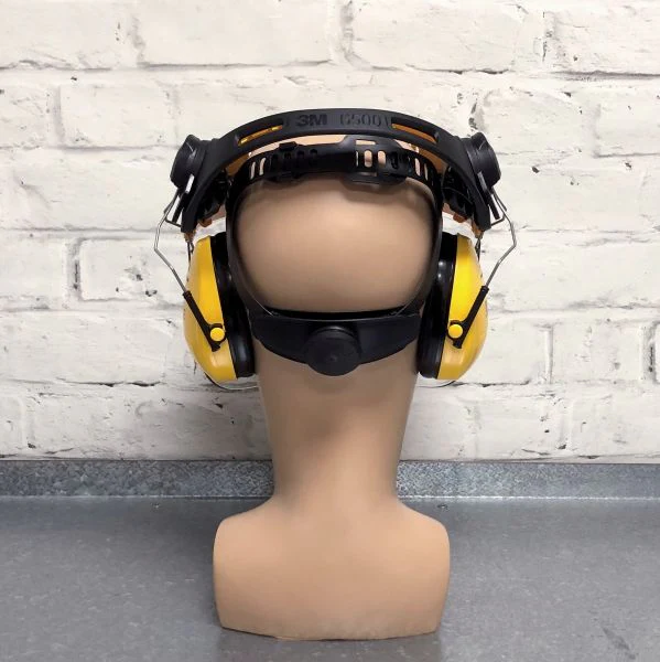 3M Visor with Peltor Ear Defenders - Image 3